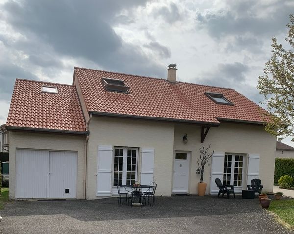 La maison de Edith : maison 6 couchages au cœur de la haute loire, village au bord de la Loire.