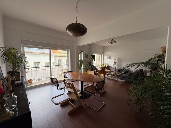 Family Apartment with Terrace in Beautiful Lapa, 3 bedrooms.