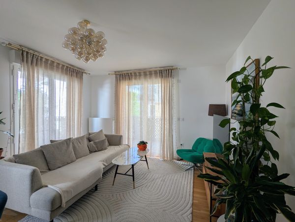 Appartement 2 chambres moderne avec balcon - Proche parc et accès rapide Paris
