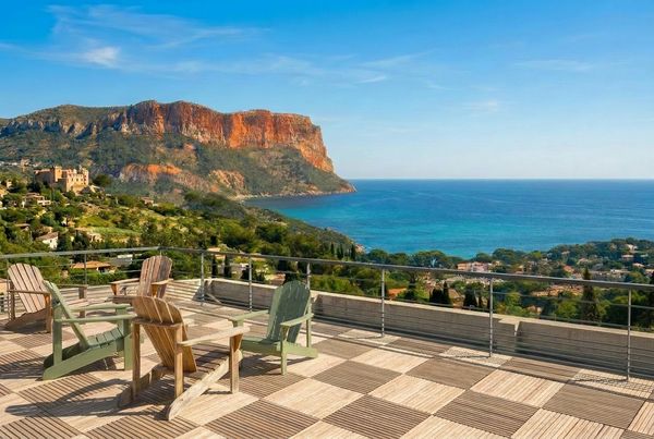 Maison soleil vue mer Cassis