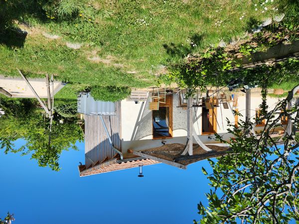Maison au calme avec belle vue, 2 pas du village, 3 chambres