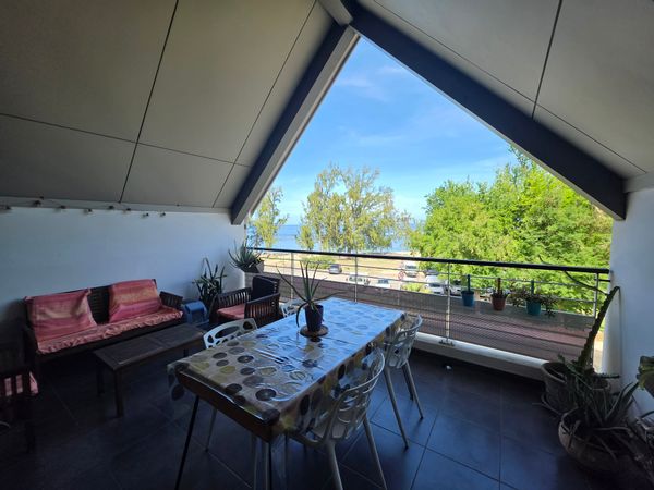 L'appartement  2 chambres face au lagon de St Leu sur l'île de la Réunion.