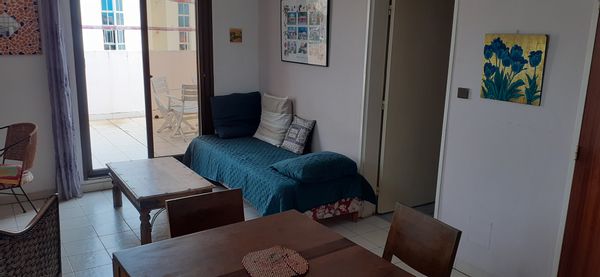 L'appartement de JOELLE, un cocon au 8ème étage, tranquille et bien situé.