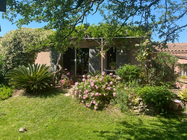 Maison provençale à proximité des vestiges romains d’Orange