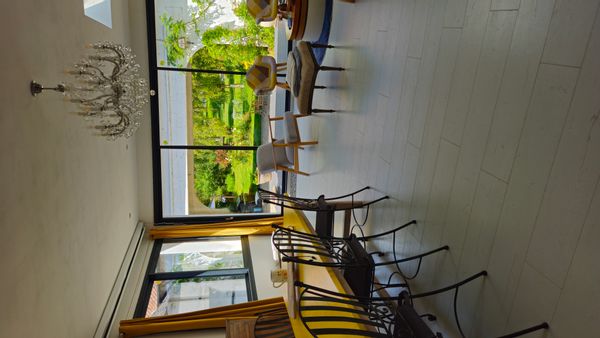 La maison de Françoise, Frédéric, Aimé, Antonin, Rosalie et Cézanne