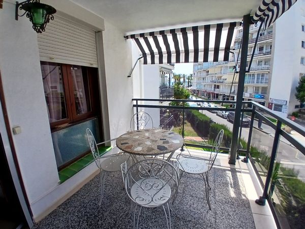 Appartement très central à Salou. À seulement 50 mètres de la plage de Levante.
