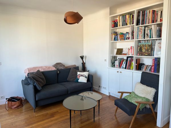 Appartement lumineux 2 chambres au sud de Paris. Vue Tour Eiffel sur le balcon.