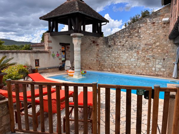 Bienvenue au Castel de Boitresor, une ancienne ferme de charme entièrement rénovée et climatisée