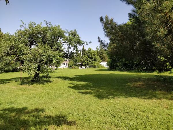 Maison avec 15000m² de jardin