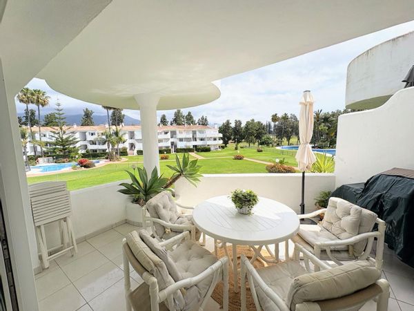 Spacious 2BR Apartment Near Golf & Beaches