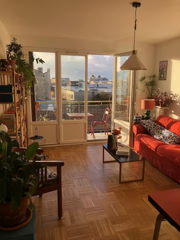 Joli appartement avec balcon et vue dégagée