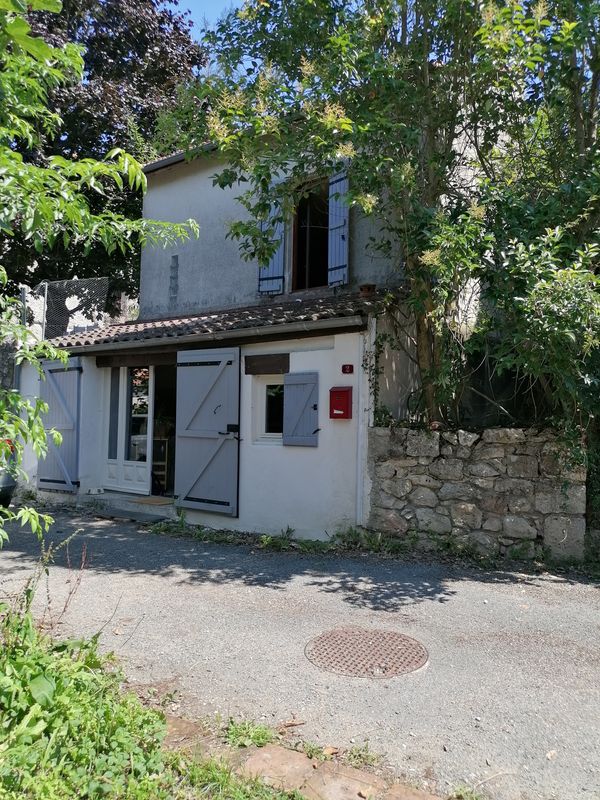 Maison avec jardin au cœur du village - Proche Walygator Parc