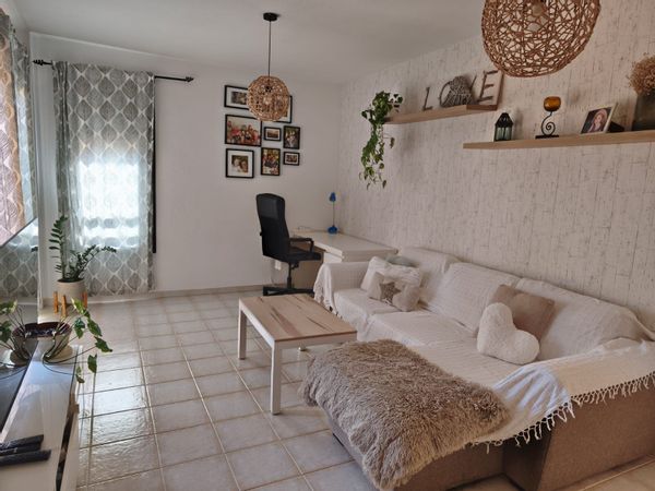 Magnifique apartemente de 2 chambres situé à 10 km du centre de Tenerife Sud.