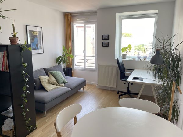 Appartement lumineux proche tous commerces et transports