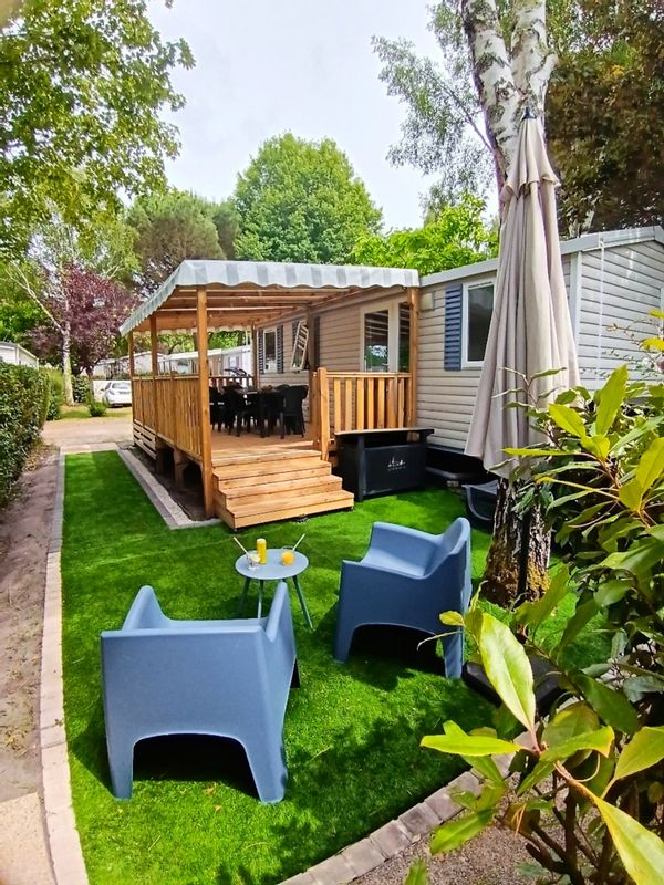 Mobil Home avec terrasse d'Olivier