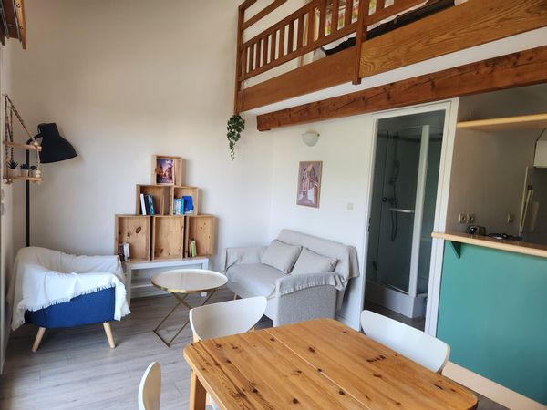 Studio avec mezzanine , quartier des Minimes à La Rochelle