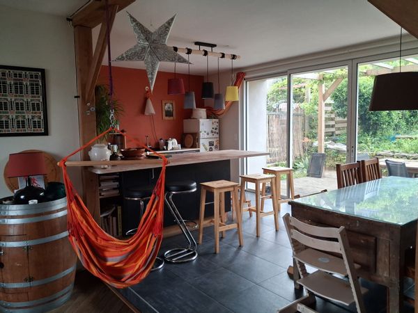 Maison familiale avec jardin et vue sur mer