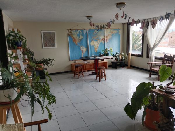 La chambre privée dans logement lumineux au coeur de la ville du temple du soleil