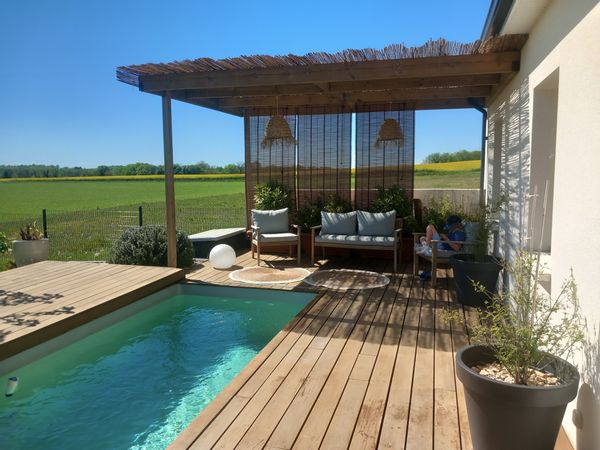 Maison de 125m2 au milieu des champs de la campagne d'Angoulême. Située à 15 min du centre-ville.