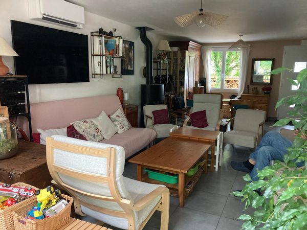 La maison de Nathalie et Luc Un havre de paix avec les avantages de la ville et de la campagne !