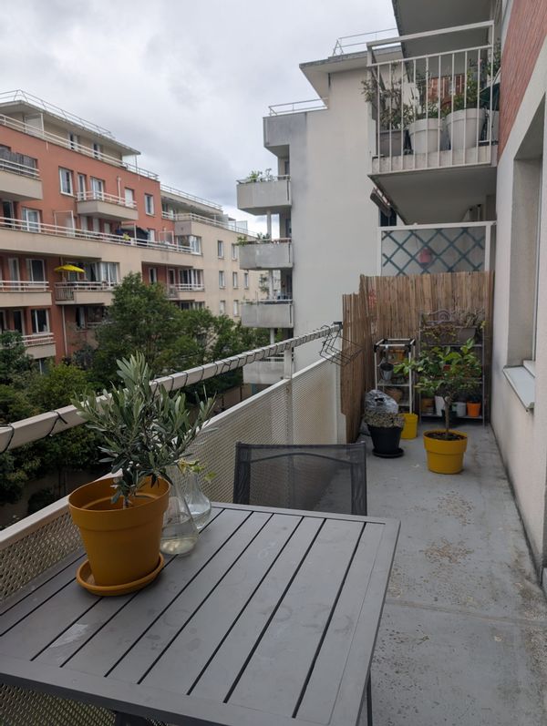 Appartement à 3 minutes du métro Mairie d'Ivry Calme et lumineux