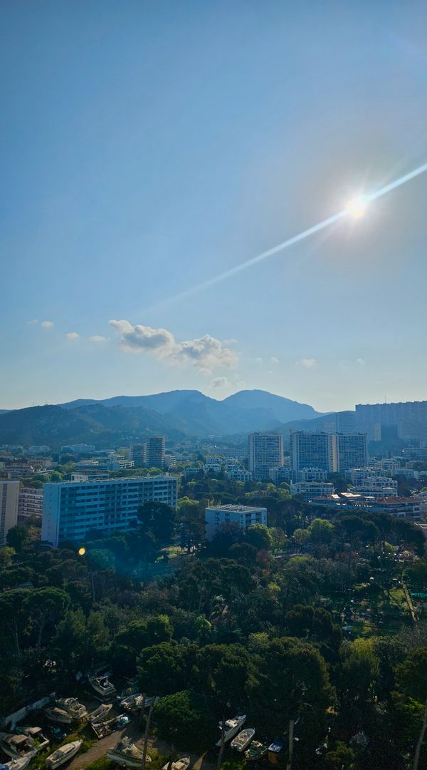 Vue panoramique et luminosité exceptionnelle : studio de 45m2 et 4 couchages