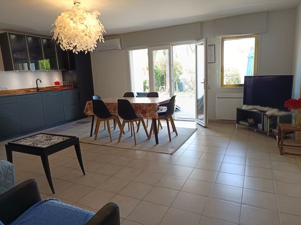 Appartement 80 m² avec jardin de 500 m² – plage à 3 min à pied à Ajaccio