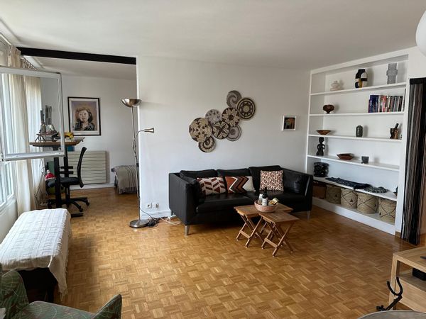 Appartement de charme au coeur de Paris Vue sur jardin intérieur Capacité d'accueil 4 pers