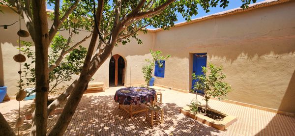 Le riad traditionnel beldi de l'âme des nomades , un havre de paix