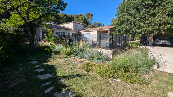 Superbe villa proche d'Aix-en-Provence