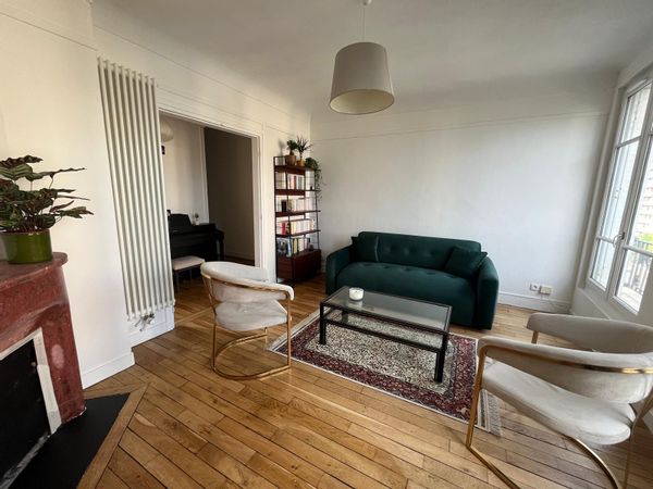 Appartement de charme années 20 – 25 min des Champs-Élysées