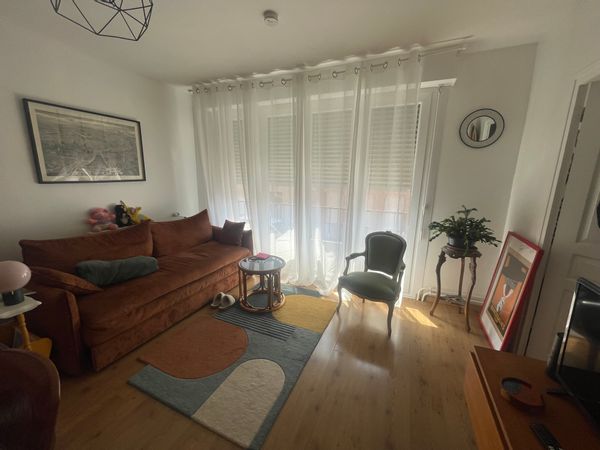 L’appartement de Pauline est situé au cœur d’un quartier dynamique de Lille.