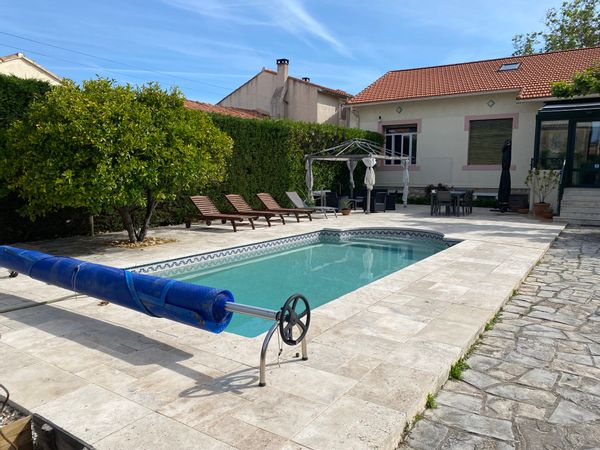 La maison de Stéphanie & Jean, à deux pas de la Grande Bleue...