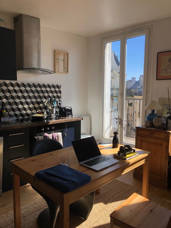 Appartement cosi 2 pièces avec balcon à Montmartre