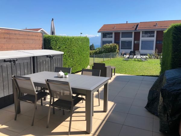 Warmful home in 3 levels (triplex) to enjoy space/Magnifique maison triplex pour un volume spacieux