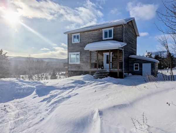Découvrez la Gaspésie autrement : entre mer, montagnes et forêt nourricière
