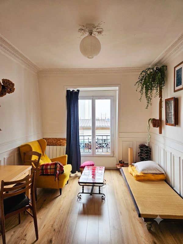 Appartement parisien proche canal