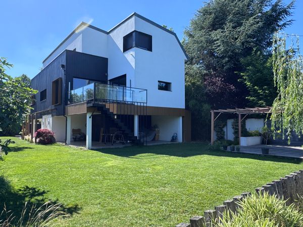 La maison de Ludovic sur les bords de Marne