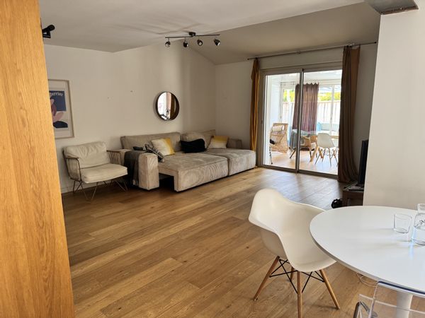 Charmante maison a 400m de la plage avec piscine.