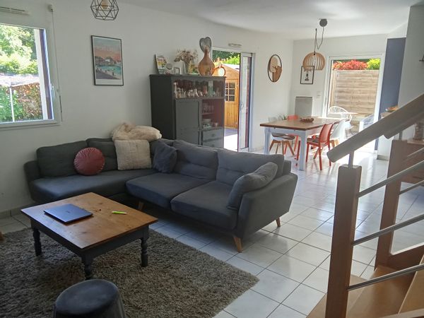 Maison entre campagne et mer