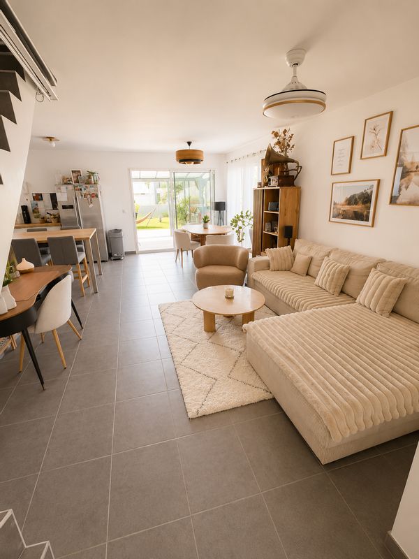 Maison familiale avec spa, jardin et trampoline aux portes de Genève.