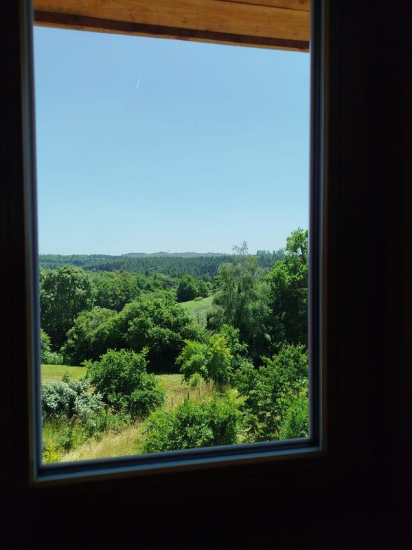 Maison bioclimatique très chaleureuse avec une vue incroyable sur la forêt (3 chambres)