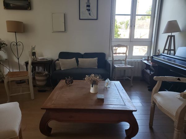 Petite maison avec un grand jardin calme à 2 pas du centre historique de Vitré