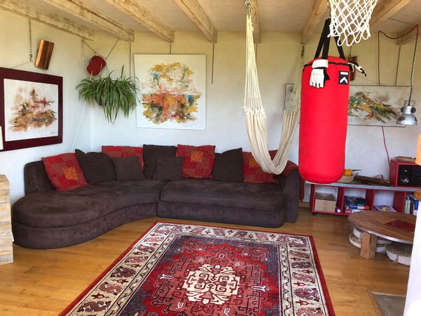Petit loft atypique & cabane perchée entre garrigue et village