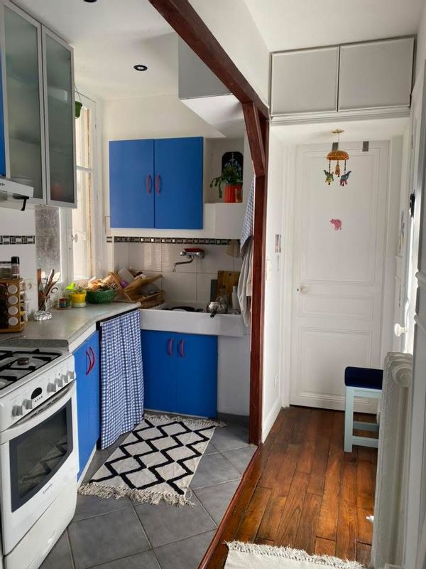 C’est un petit cocon dans la quartier de Jules Joffrin, et à quelques pas du sacré coeur !