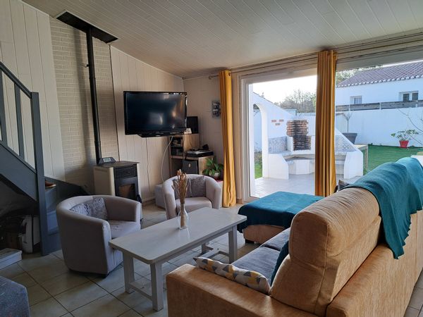 Maison familiale pour 6 personnes, située  au cœur d'une petite île  paradisiaque.