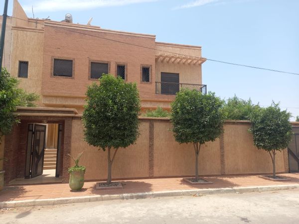 Villa dans un quartier résidentiel de Marrakech