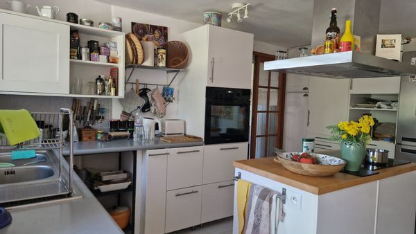 La maison en pierre bien isolée,  au coeur de la Comté d'Auvergne