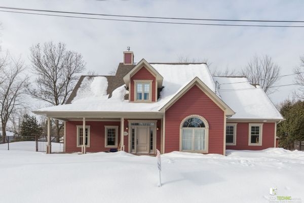 Maison familiale proche de Montréal