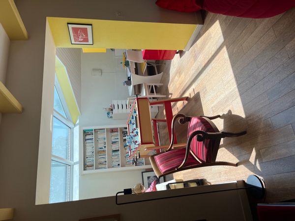 spacious and pleasant house near La Rochelle located in a quiet area. Atlantic Ocean 15 minutes.